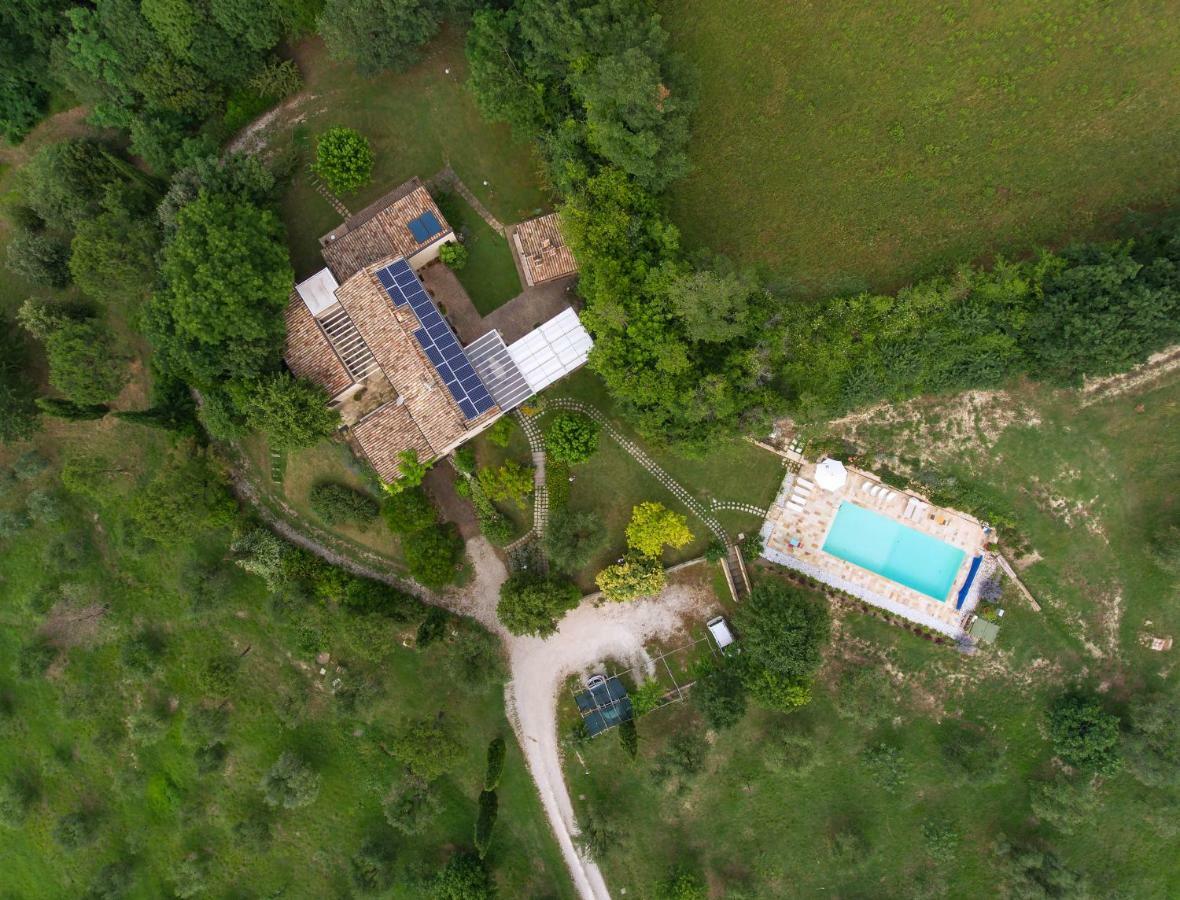 Rosciano  Agriturismo La Barca Nel Bosco מראה חיצוני תמונה